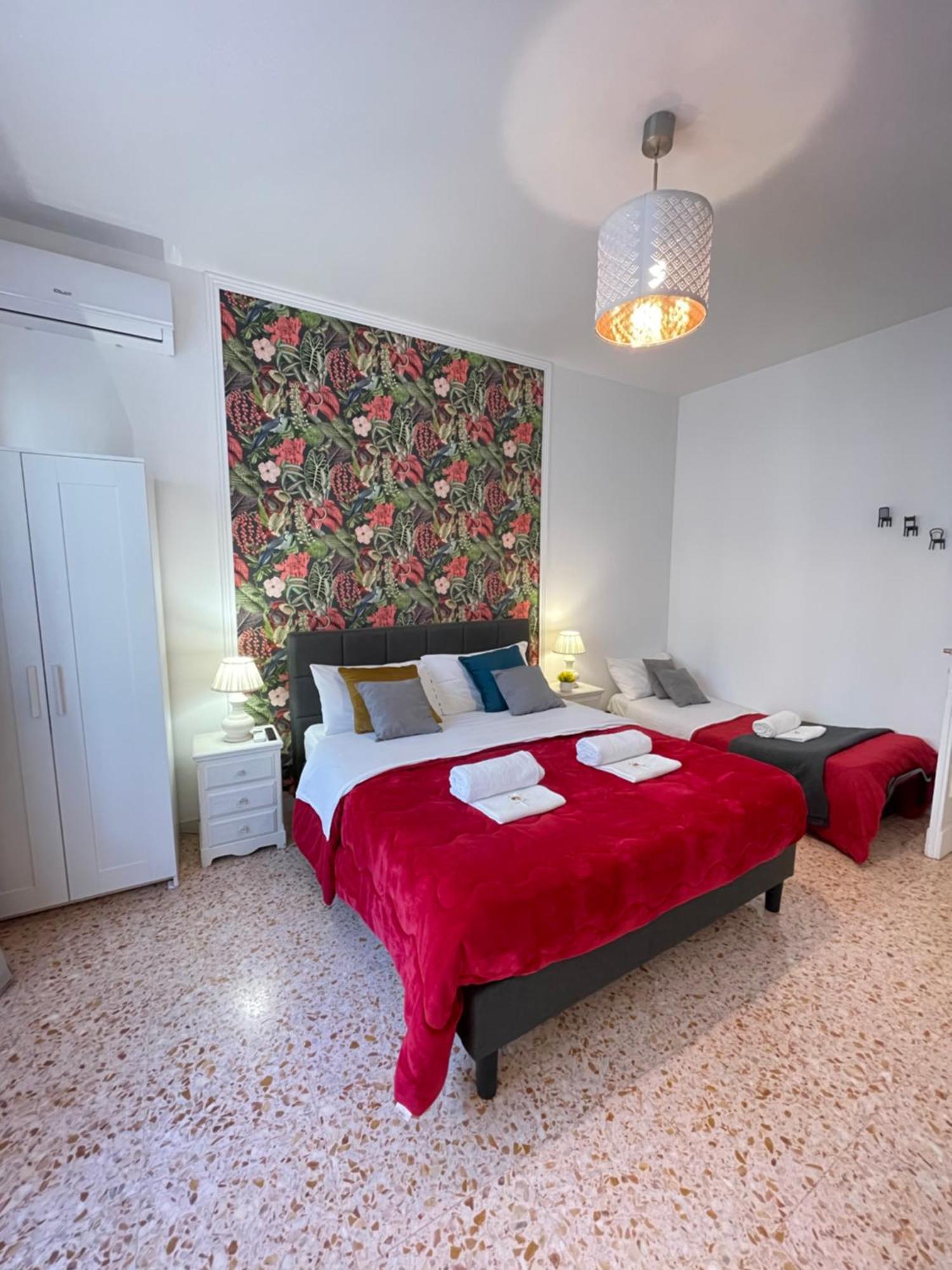 Forty1 Apartment Near Metro Cipro Roma Exterior foto