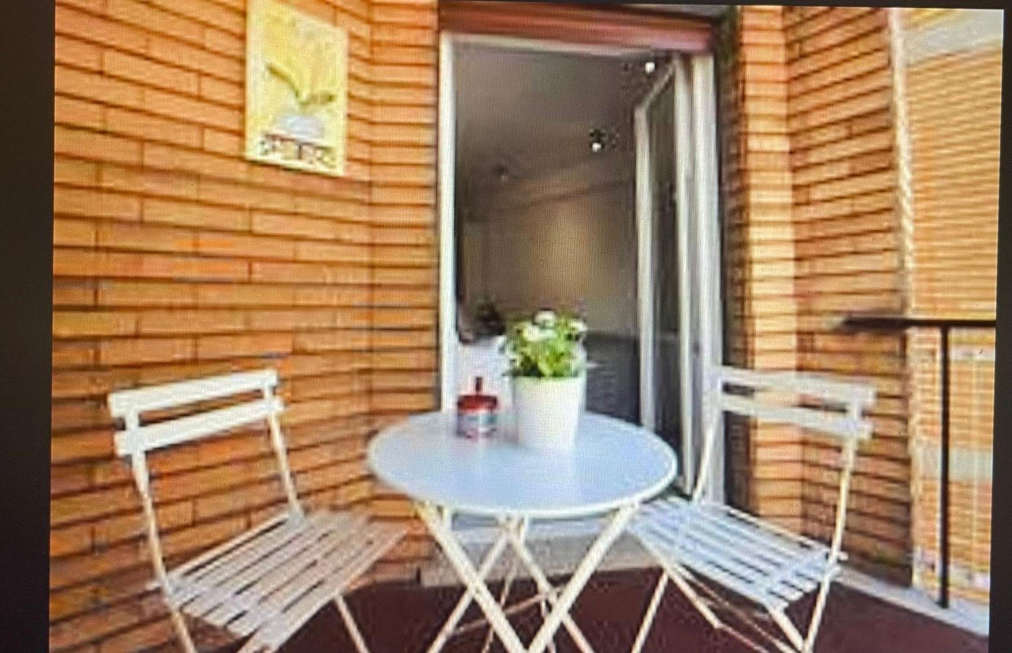 Forty1 Apartment Near Metro Cipro Roma Exterior foto